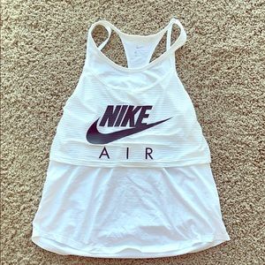 Women’s NIKE tank sz M NWT white